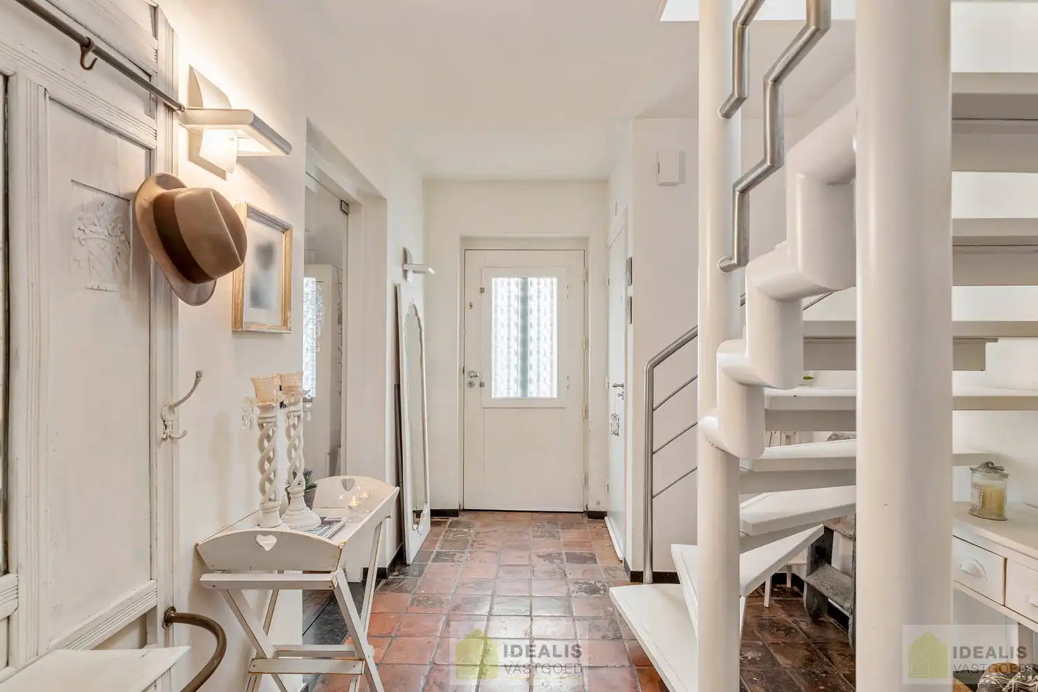 IDEALIS VASTGOED –//INVESTERING – LEVENSLANGE HUUR// foto 6