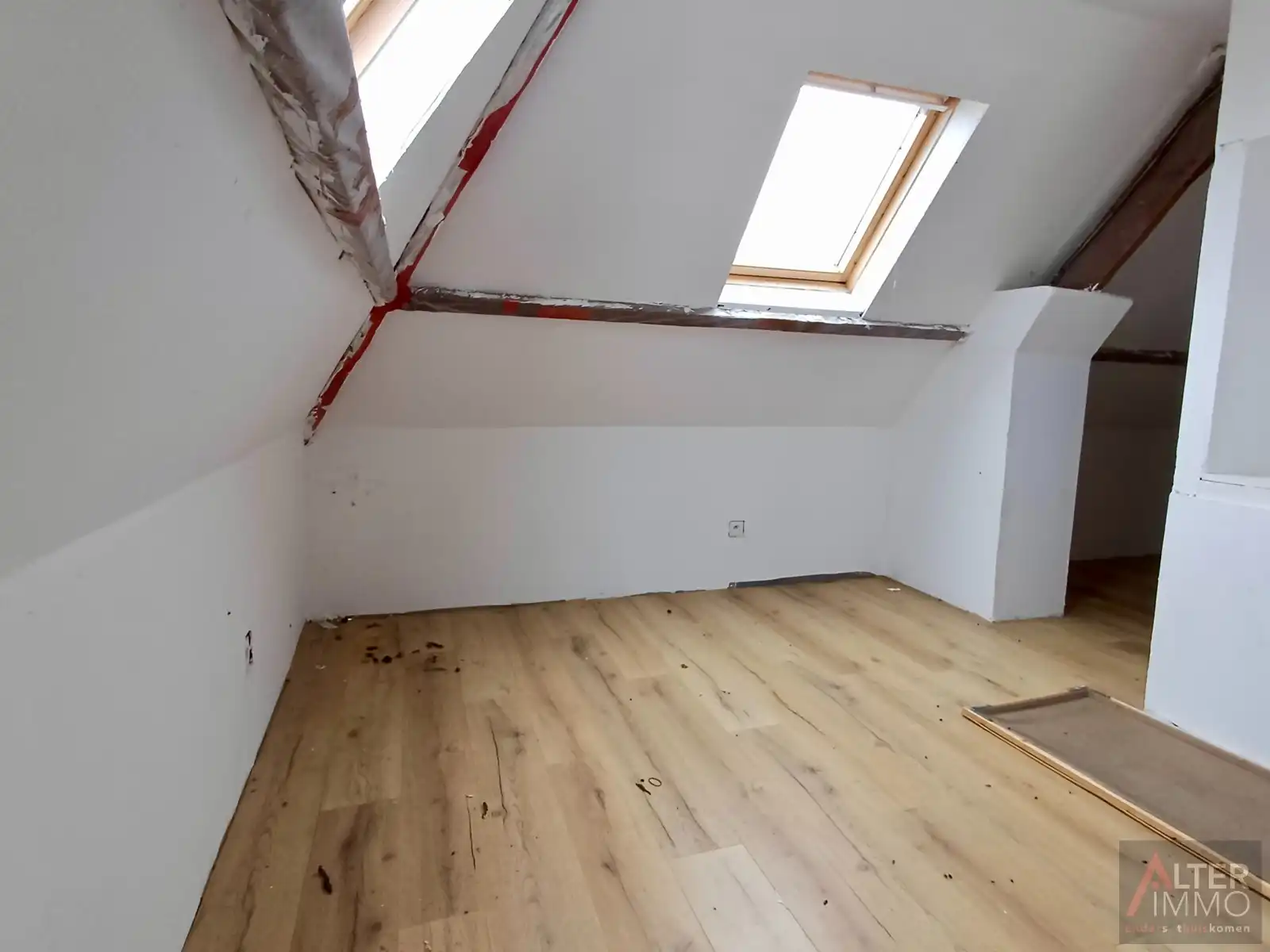 OPBRENGSTEIGENDOM MET 2 APPARTEMENTEN foto 39