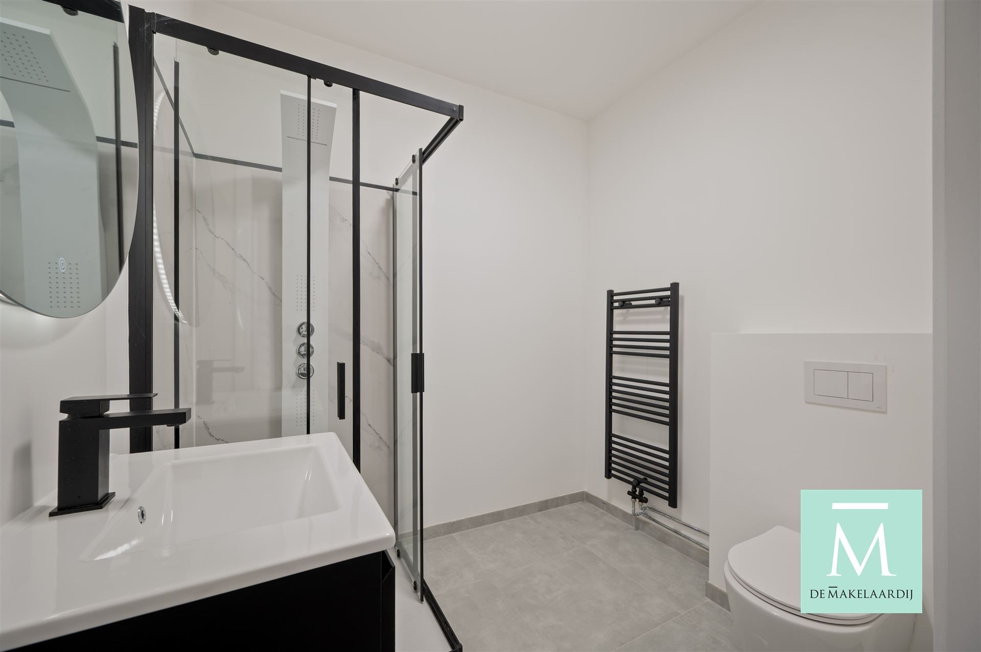 STUDENTS ONLY! Gemeubelde studentenkamer in hartje Mechelen - EERSTE BEWONING NA RENOVATIE  foto 3