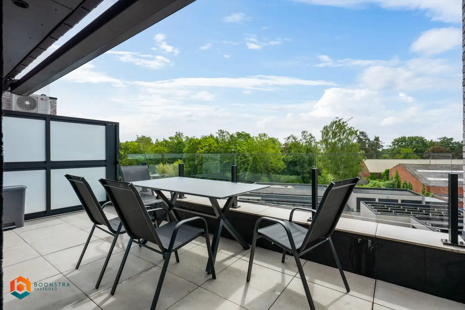 Energiezuinig appartement met 3 slpkrs, 2 terrassen en garagebox te Heist-op-den-Berg foto 4