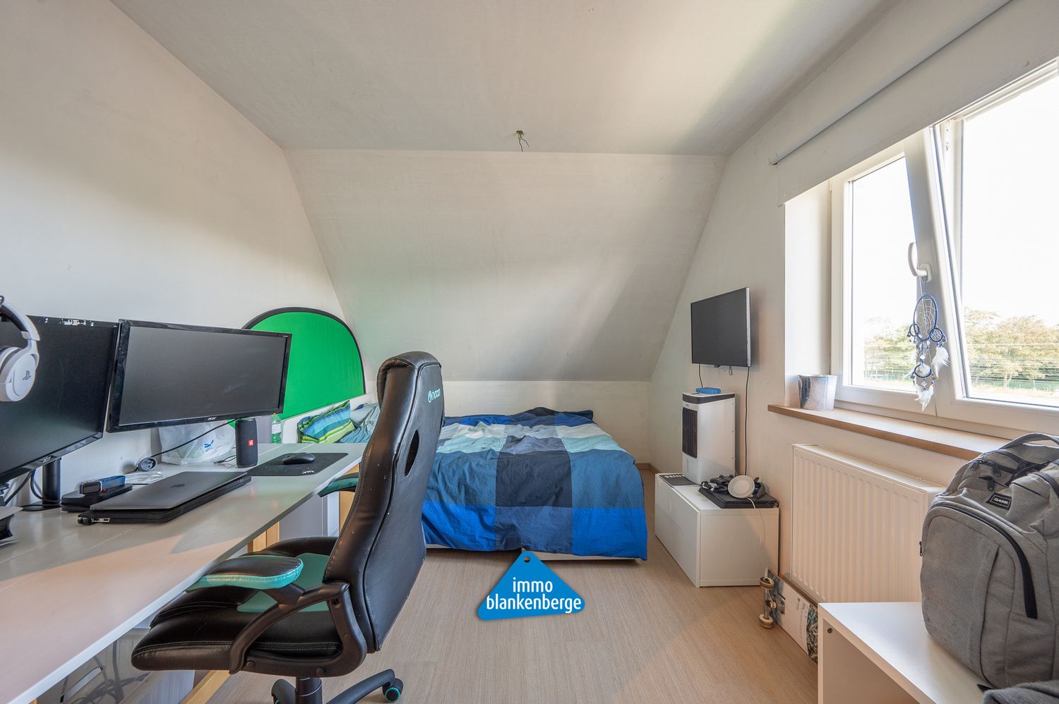 Ruime Hoekwoning met 3 Slaapkamers en Zuidgerichte Tuin foto 18