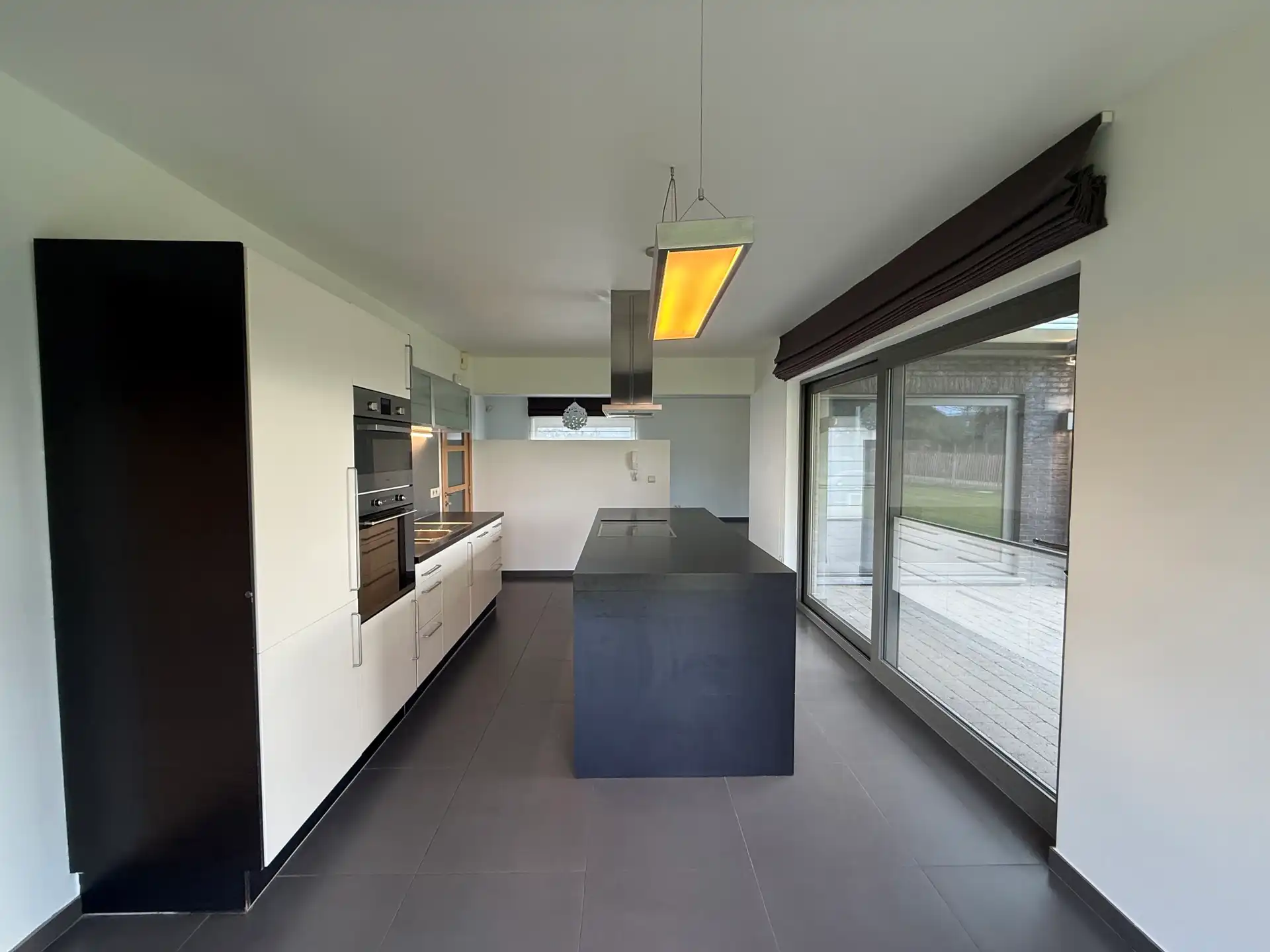 WANZELE - Rustig gelegen Villa met grote tuin. foto 8