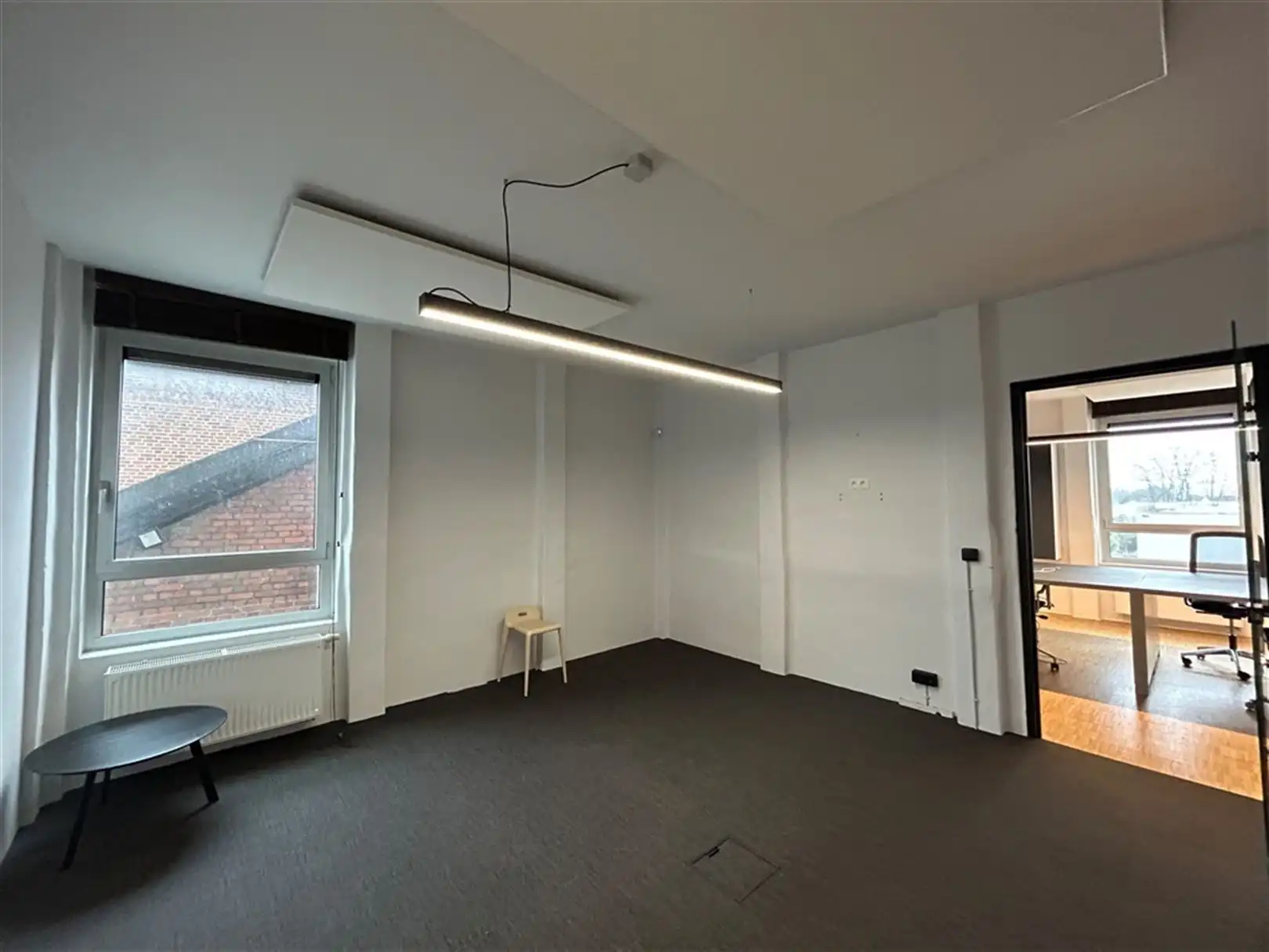 Kantoorgebouw foto 13