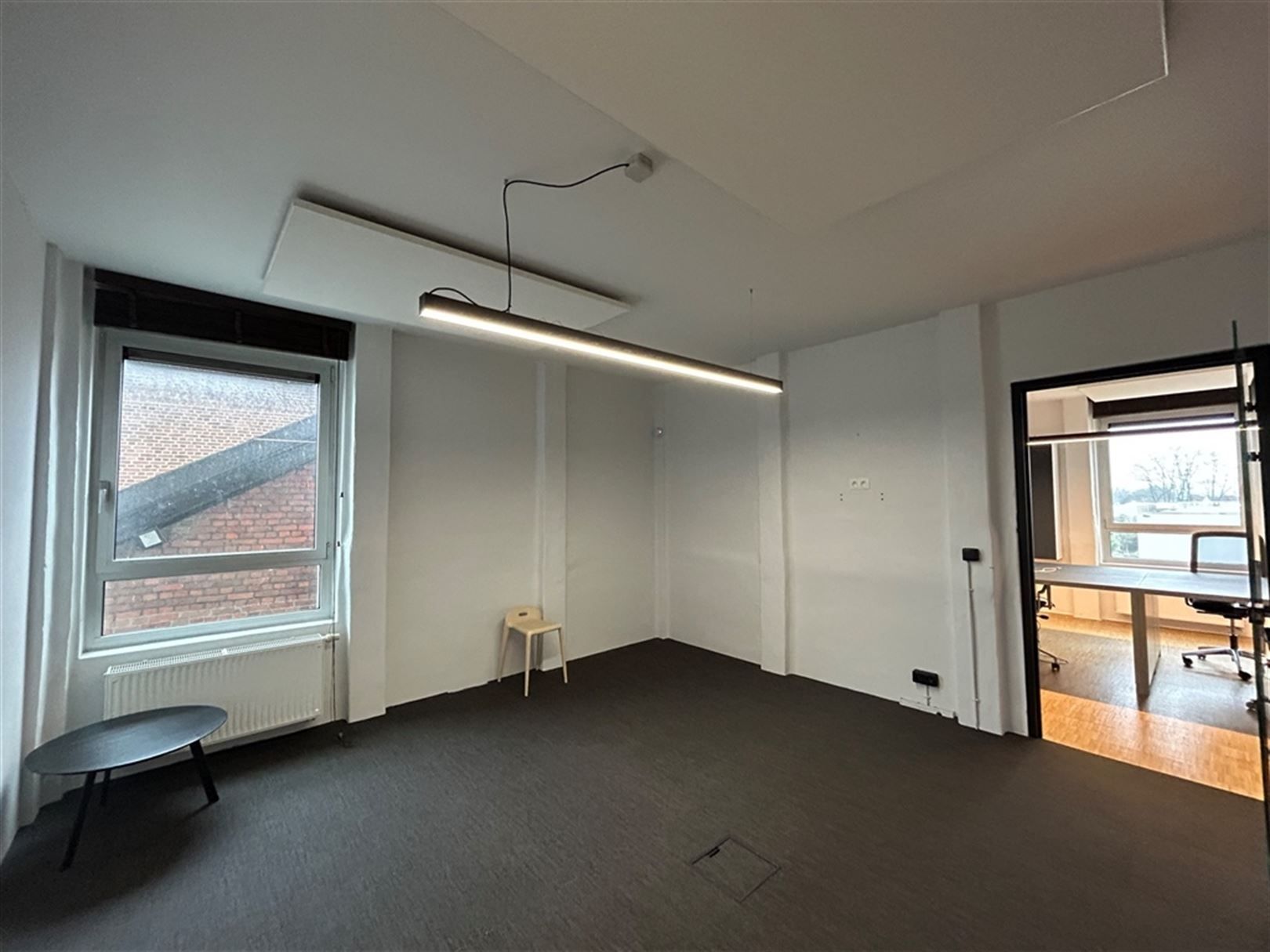 Kantoorgebouw foto 13