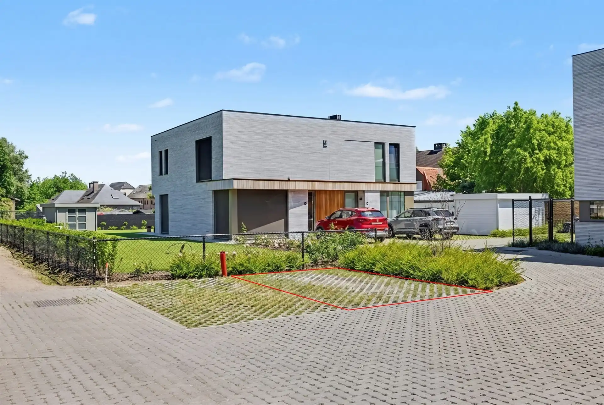 Ruime triplex woning met 3 slaapkamers en 2 parkeerplaatsen nabij het centrum van Stekene (159m²) foto 26