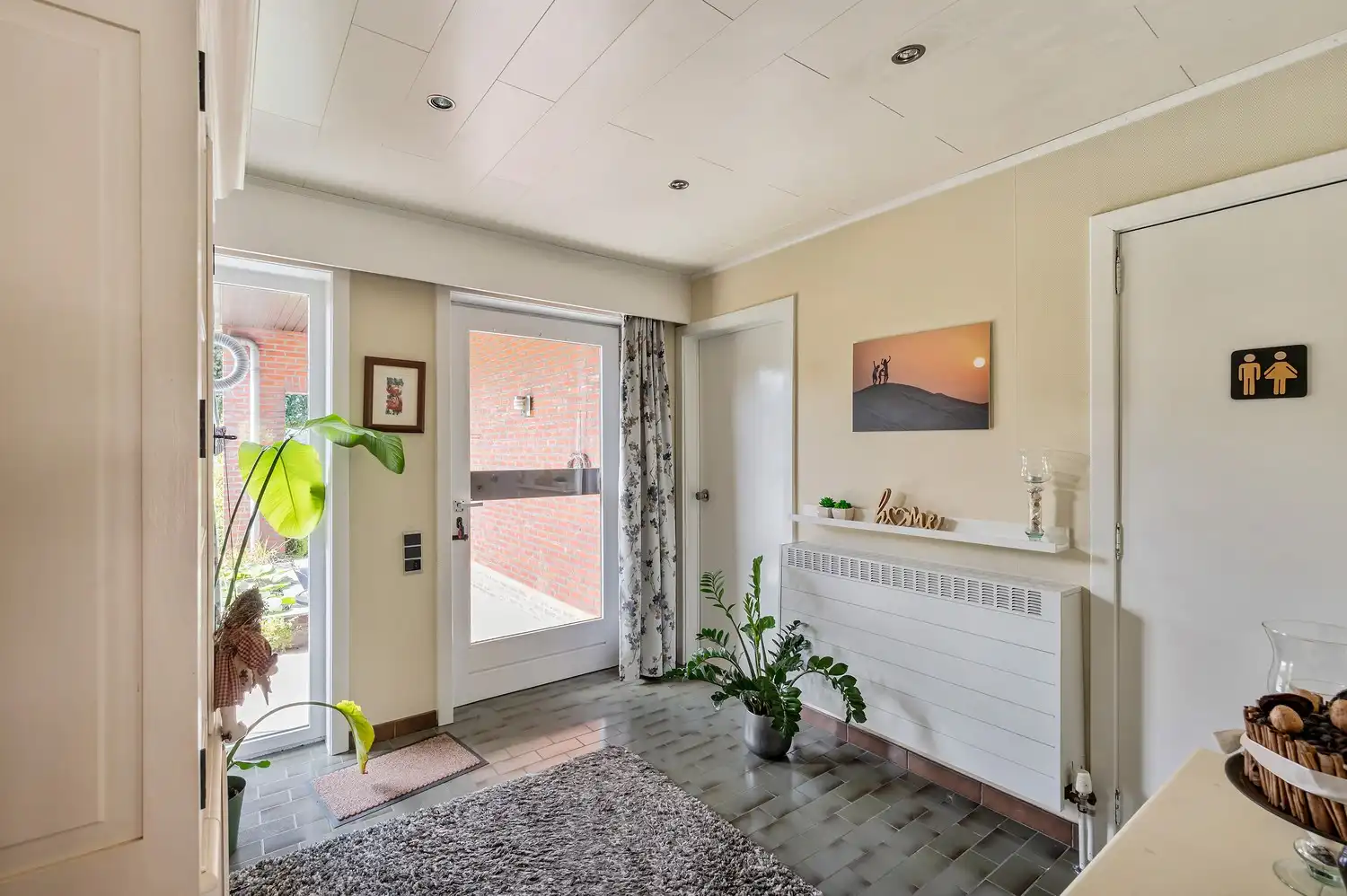 PRACHTIGE INSTAPKLARE WONING OP ZEER GOEDE LOCATIE foto 4