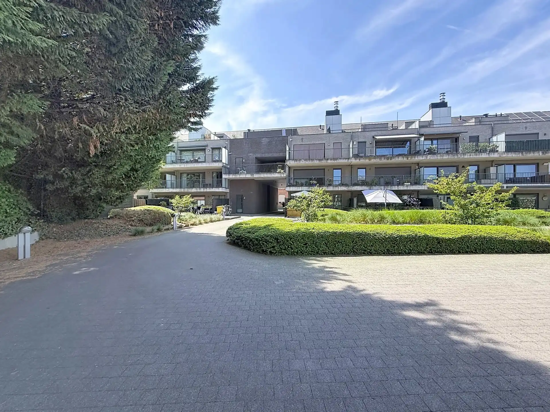 Luxe triplex met dubbele garage, 5 slaapkamers en 2 badkamers  in hartje Mol-centrum. foto 52
