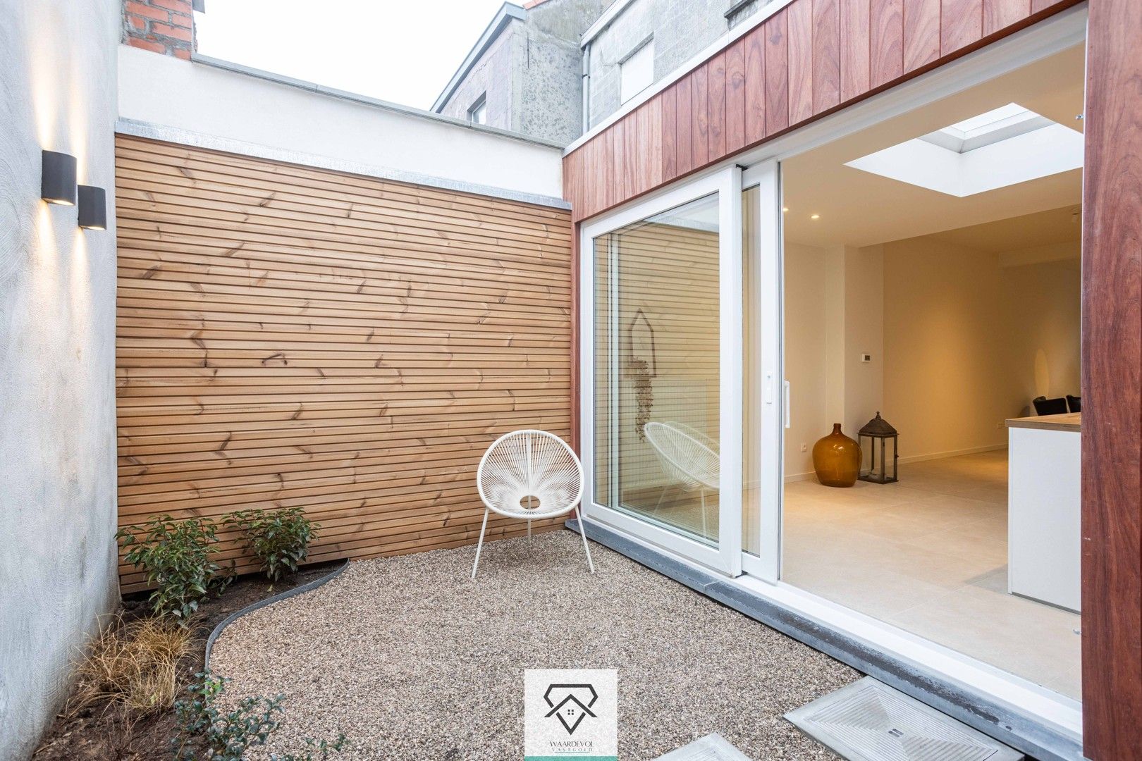 Comfortabel en duurzaam wonen op een gegeerde locatie met drie slaapkamers foto 5