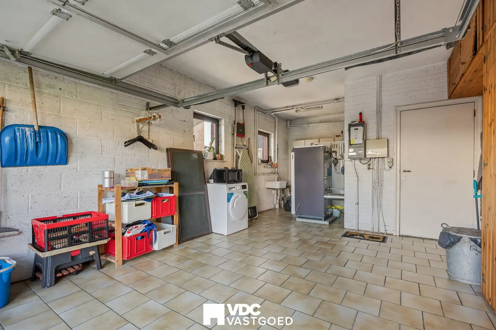 Ruime en zeer verzorgde gezinswoning met 5 slaapkamers op 8a22ca foto 9