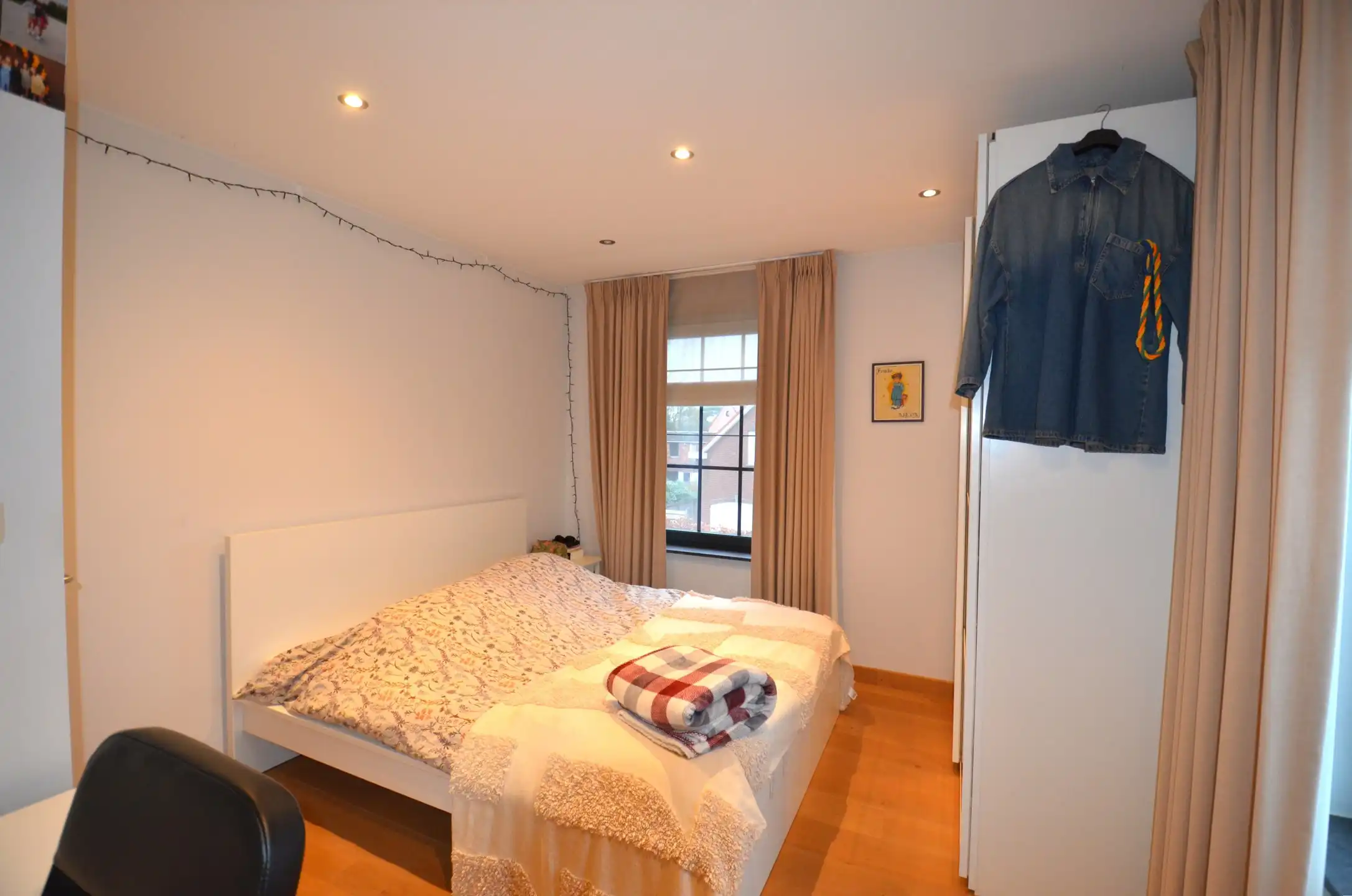 Rustig gelegen stijlvolle woning met 4 slaapkamers foto 23