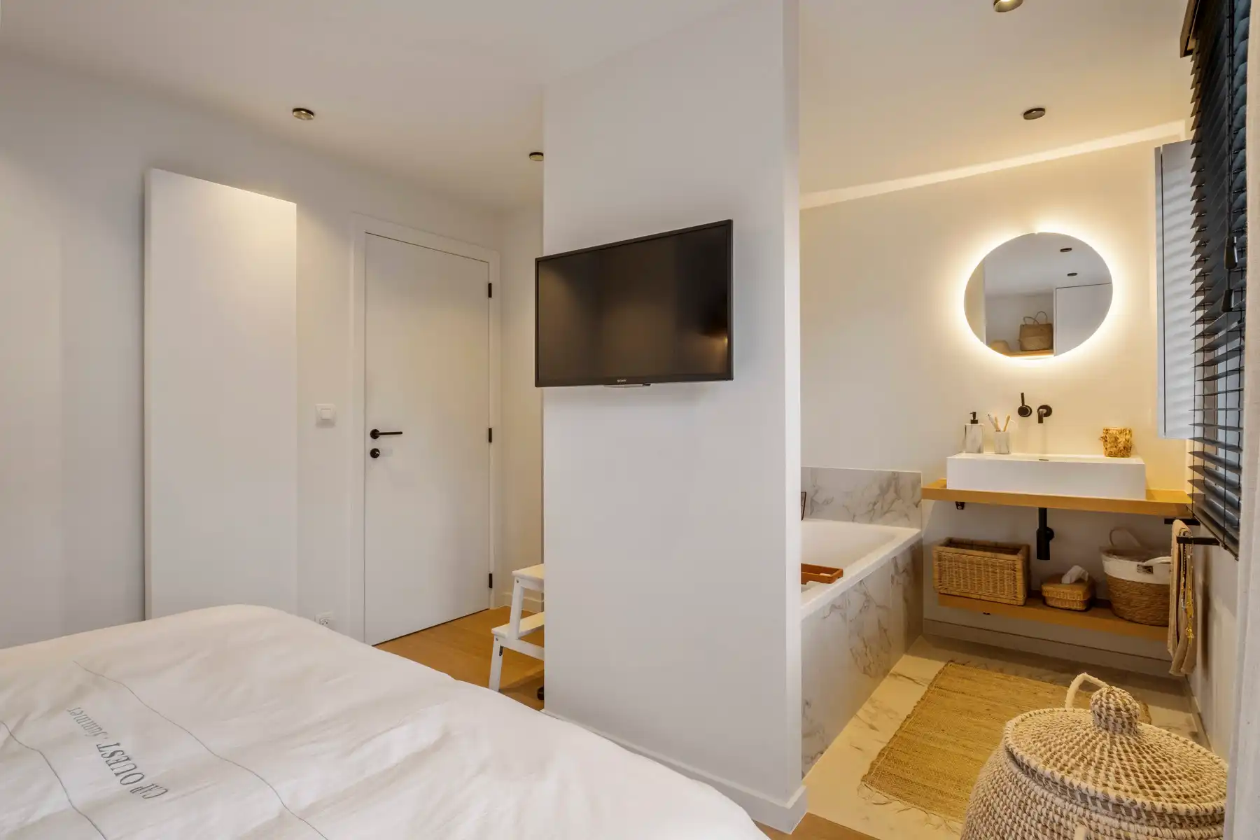 Stijlvol en modern appartement op toplocatie in Knokke-Heist foto 11