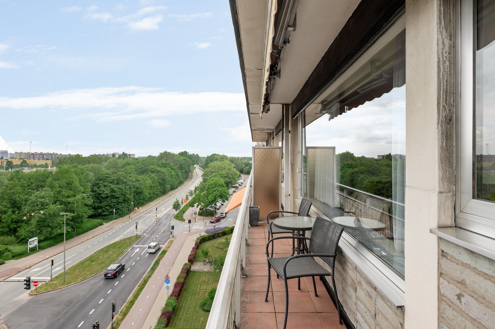 Ruim lichtrijk appartement met 2 slpk, lift en 2 terrassen foto 7