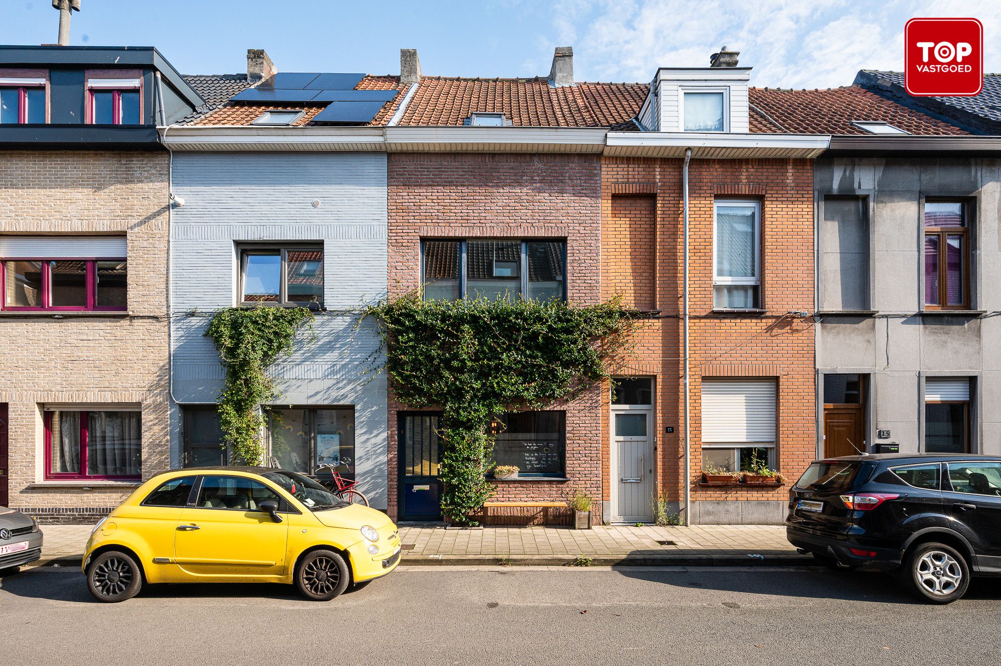  Instapklare woning met 3 slaapkamers en leuk tuintje te Gentbrugge. foto 1