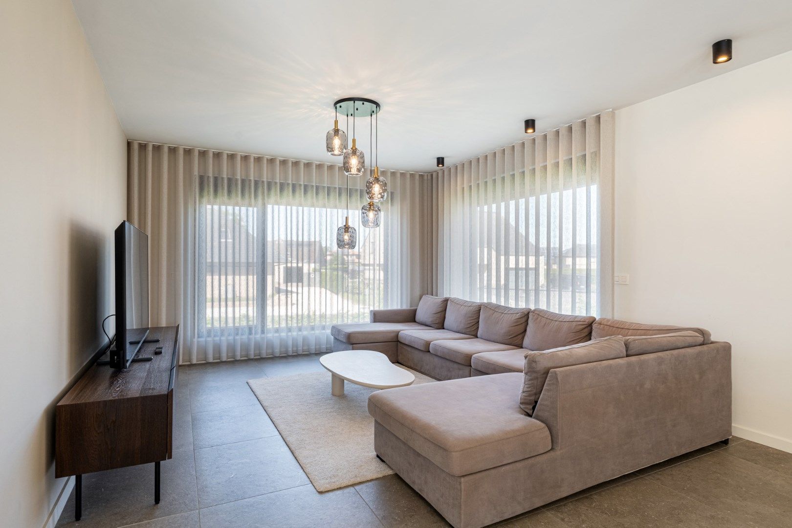 Stijlvolle designwoning met A-label in residentiële woonwijk. foto 17