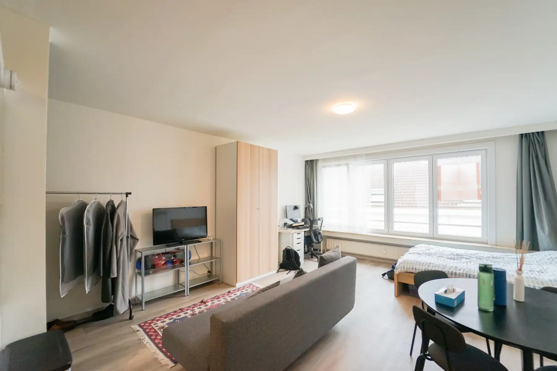 Gerenoveerde knusse studio met schitterend uitzicht! foto 7