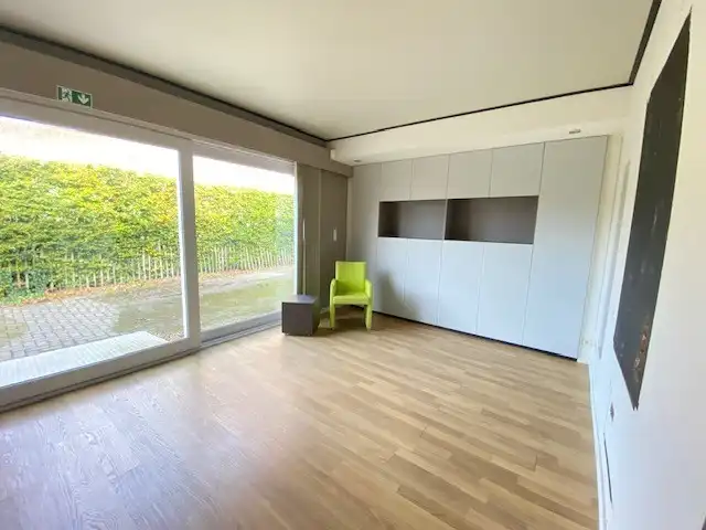 Kantoorgebouw / handelsruimte van 200 m² nabij de Corda Campus foto 14