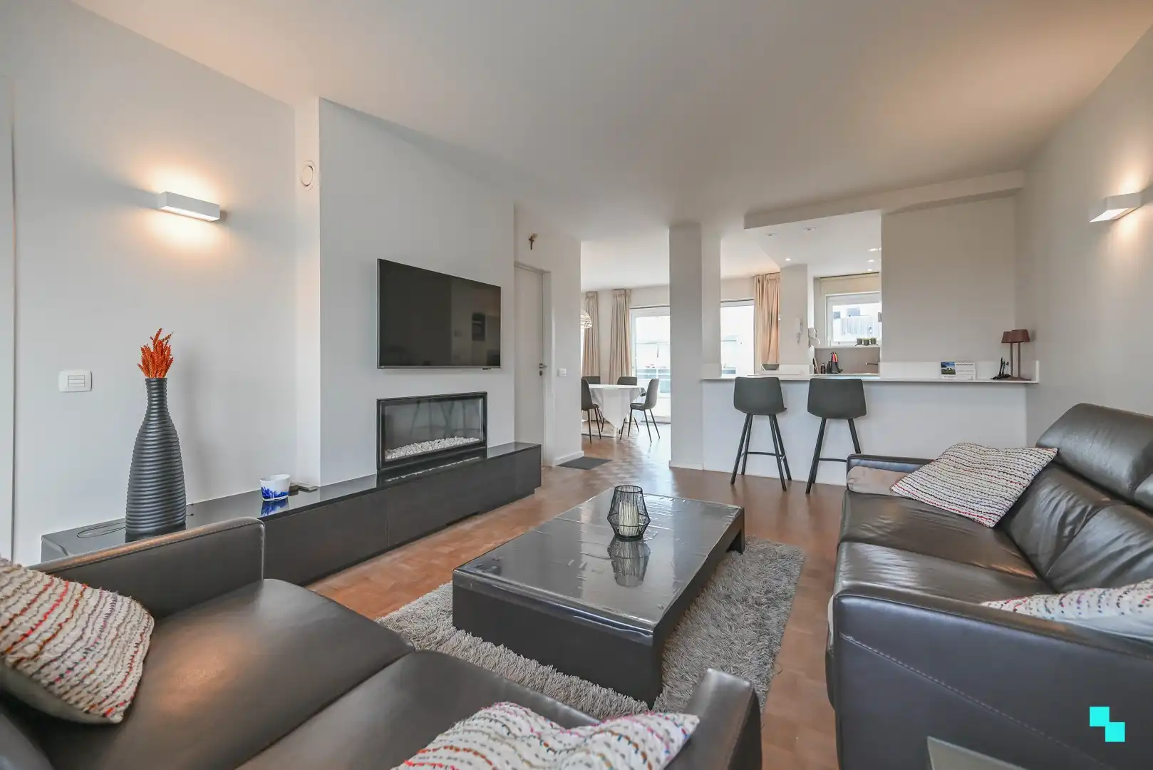 Stijlvol penthouse met zeezicht, royale terrassen en een dubbele garagebox foto 5