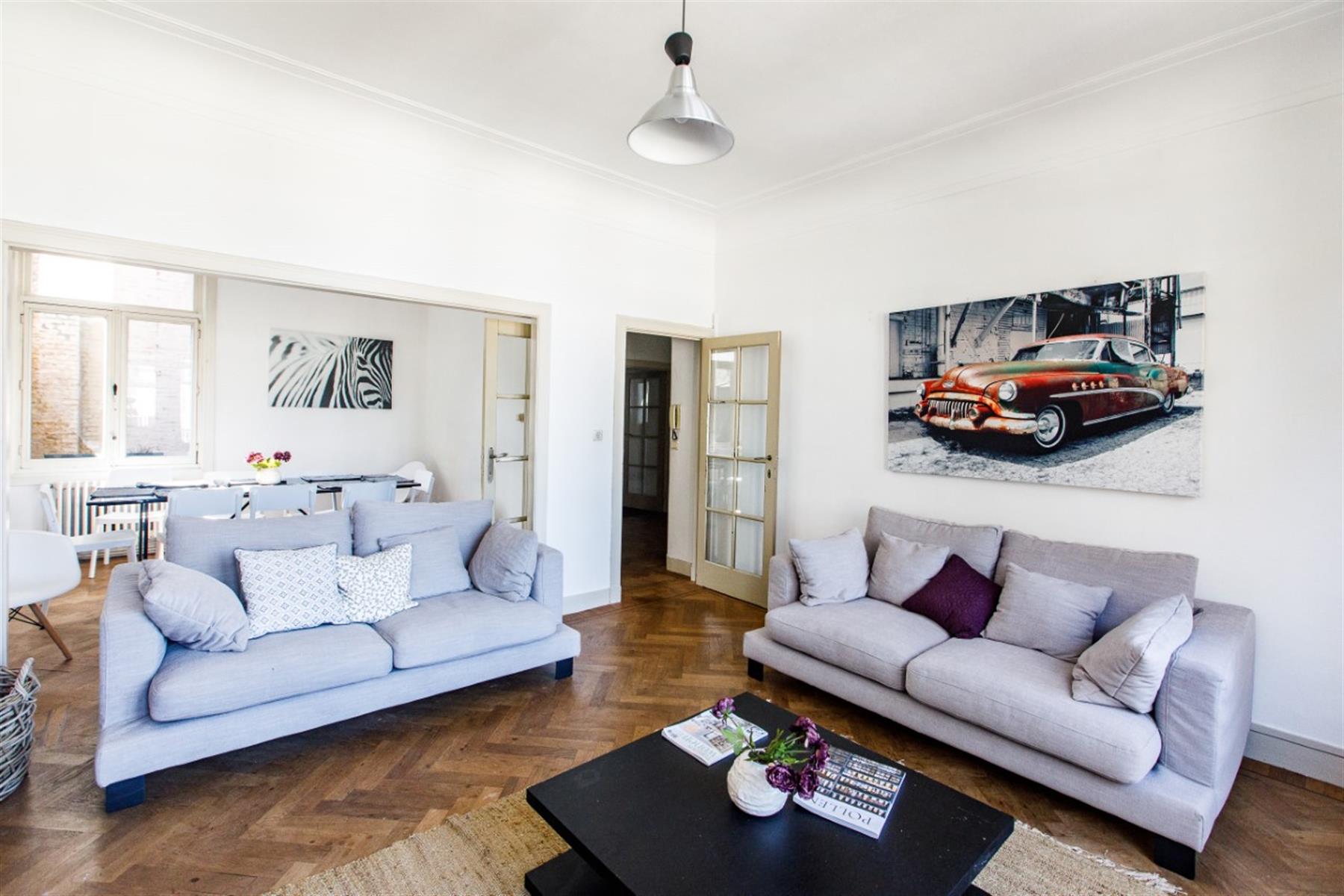 Gemeubeld 3 slaapkamer appartement op rustige locatie foto 2