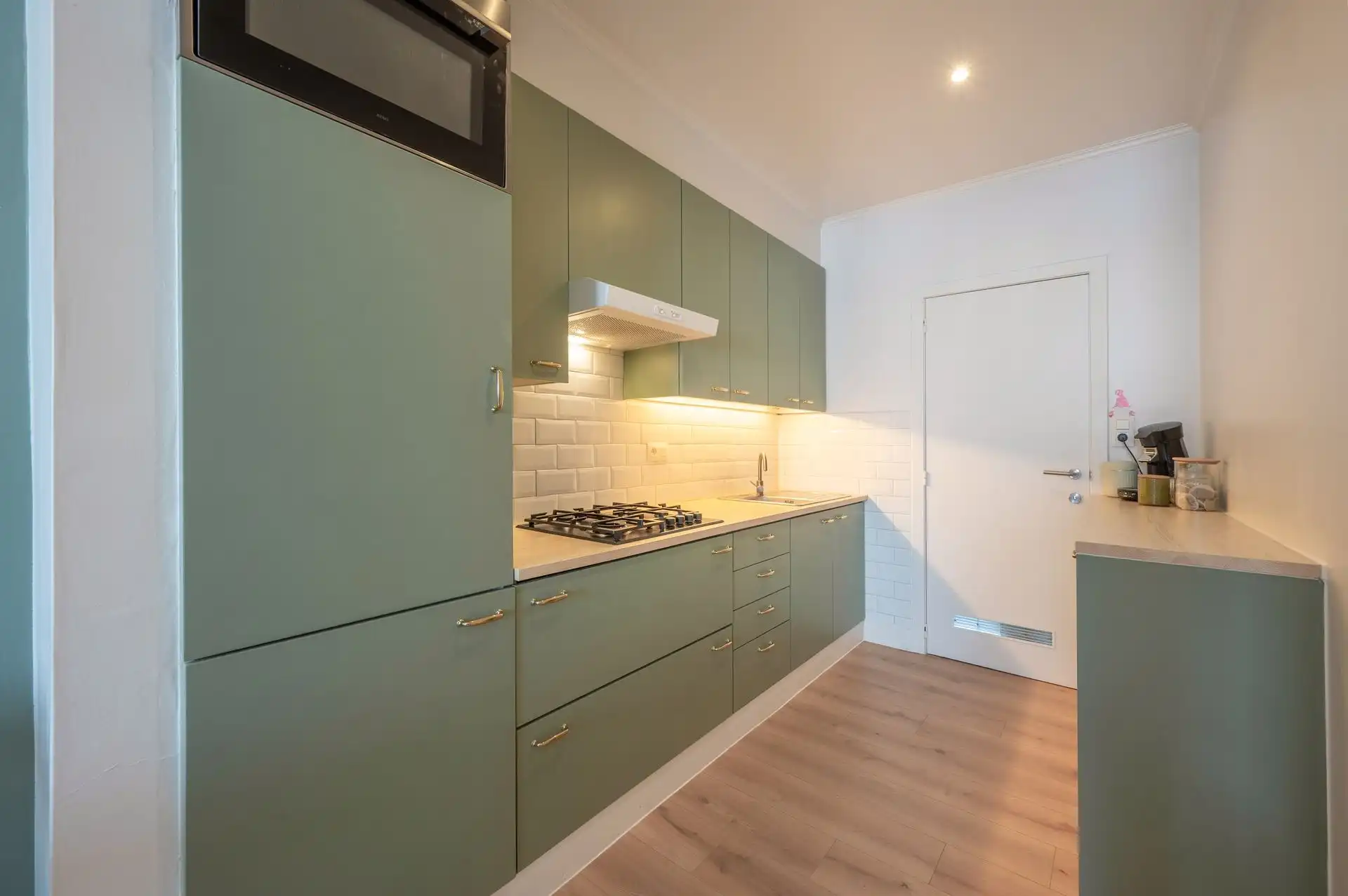Zeer lichtrijk appartement nabij Jachthaven foto 6