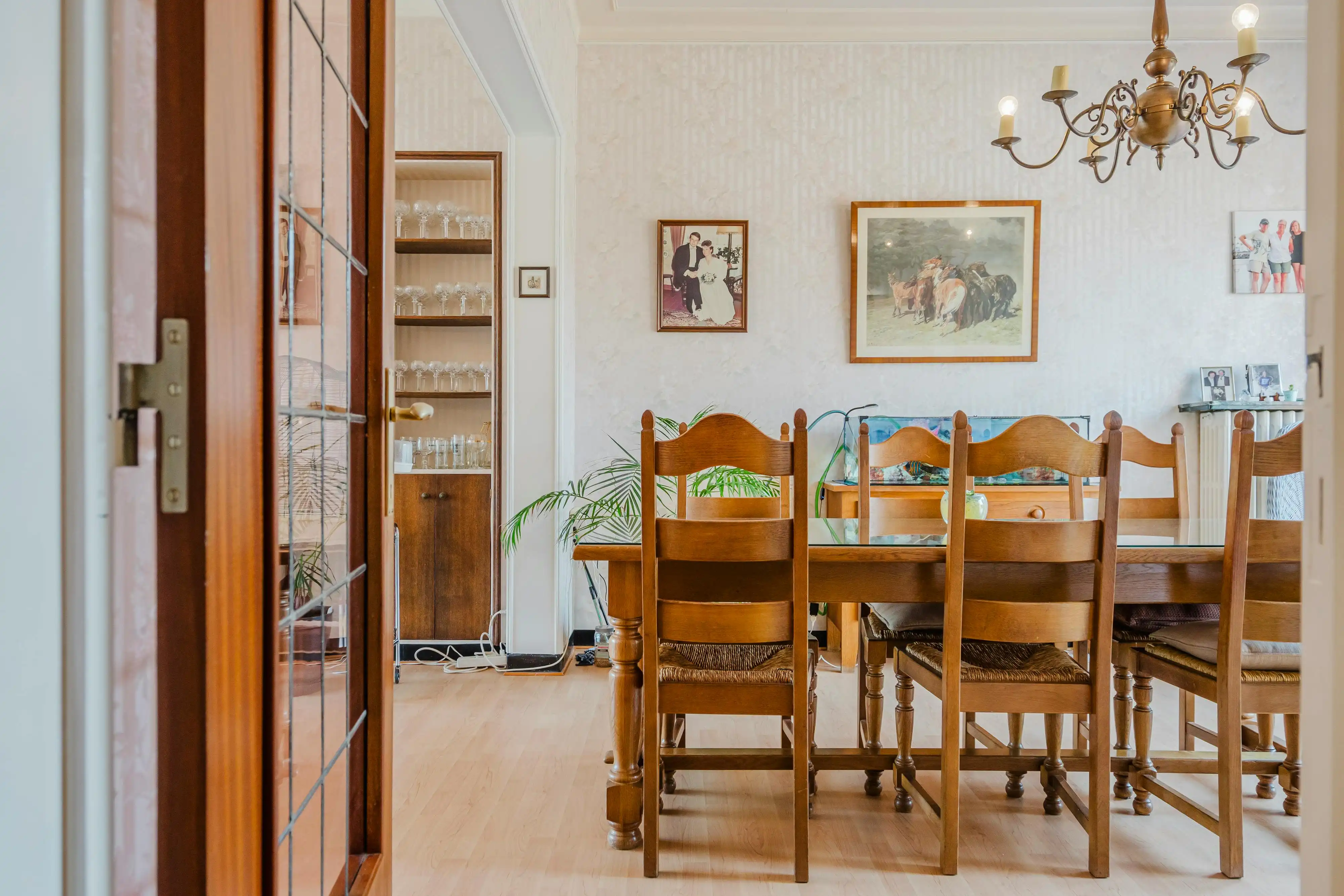 Huis met 4 slaapkamers in de Sint-Elisabethwijk te Kortrijk foto 7