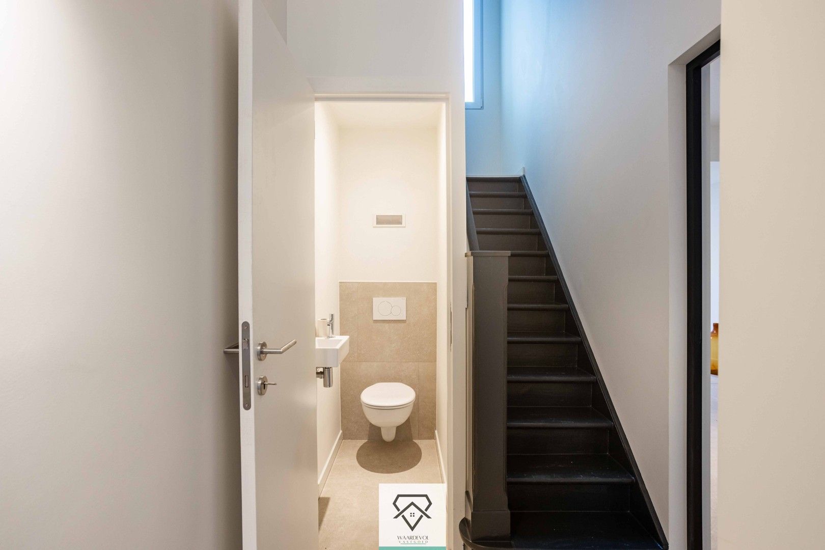 Comfortabel en duurzaam wonen op een gegeerde locatie met drie slaapkamers foto 13