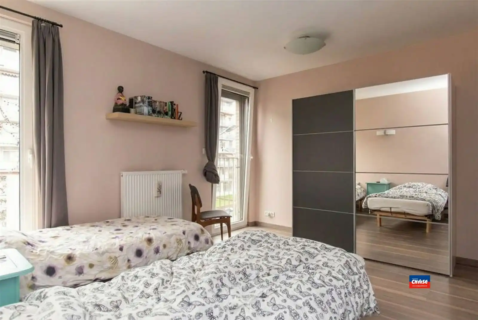 Instapklaar appartement met 2 slaapkamers en terras foto 10