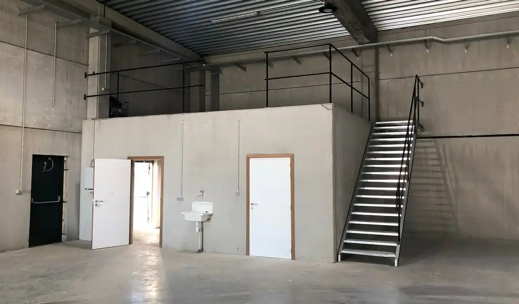 Recent magazijn in KMO-zone in Haaltert foto 6