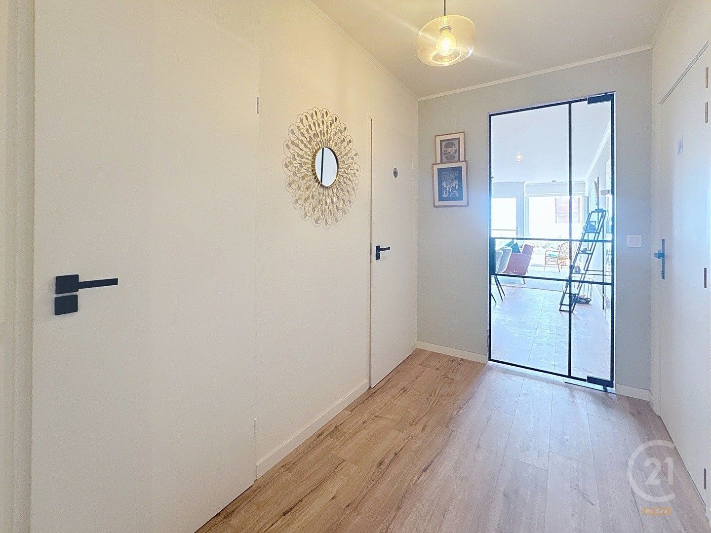 Prachtig appartement met garage op de zeedijk! foto 9