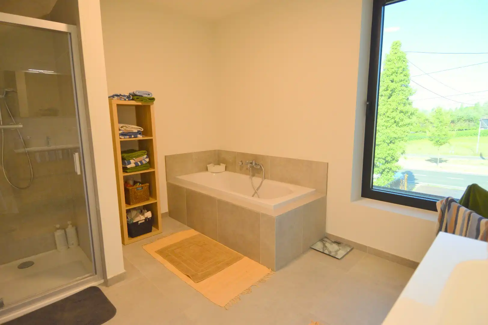 Ruime halfopen nieuwbouwwoning met tuin, garage en 3 slaapkamers in Marke foto 9
