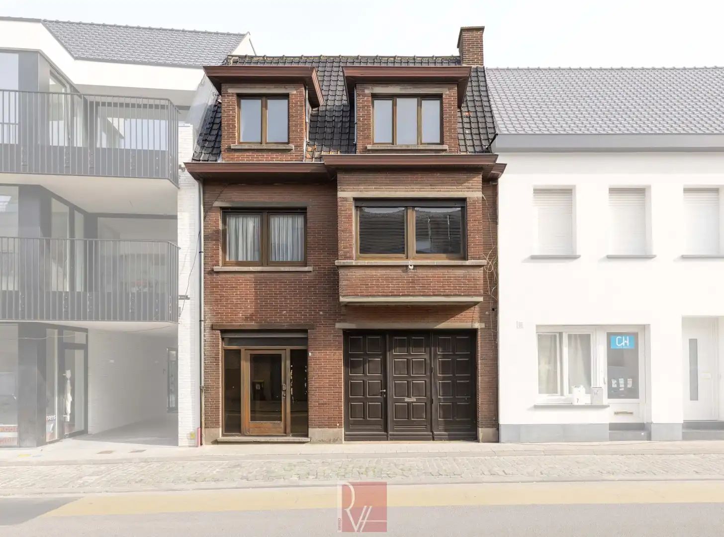 Hoofdfoto van de publicatie: Woning met loods