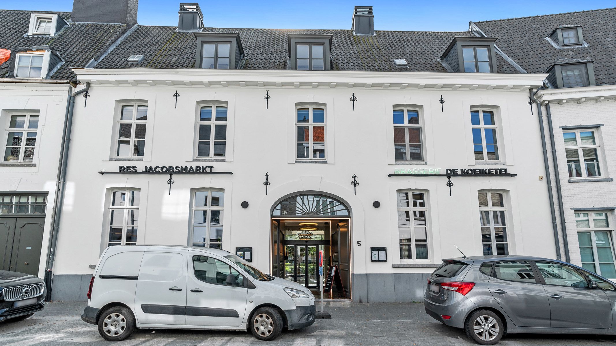 Prachtig, ruim nieuwbouwappartement / assistentiewoning   foto {{pictureIndex}}