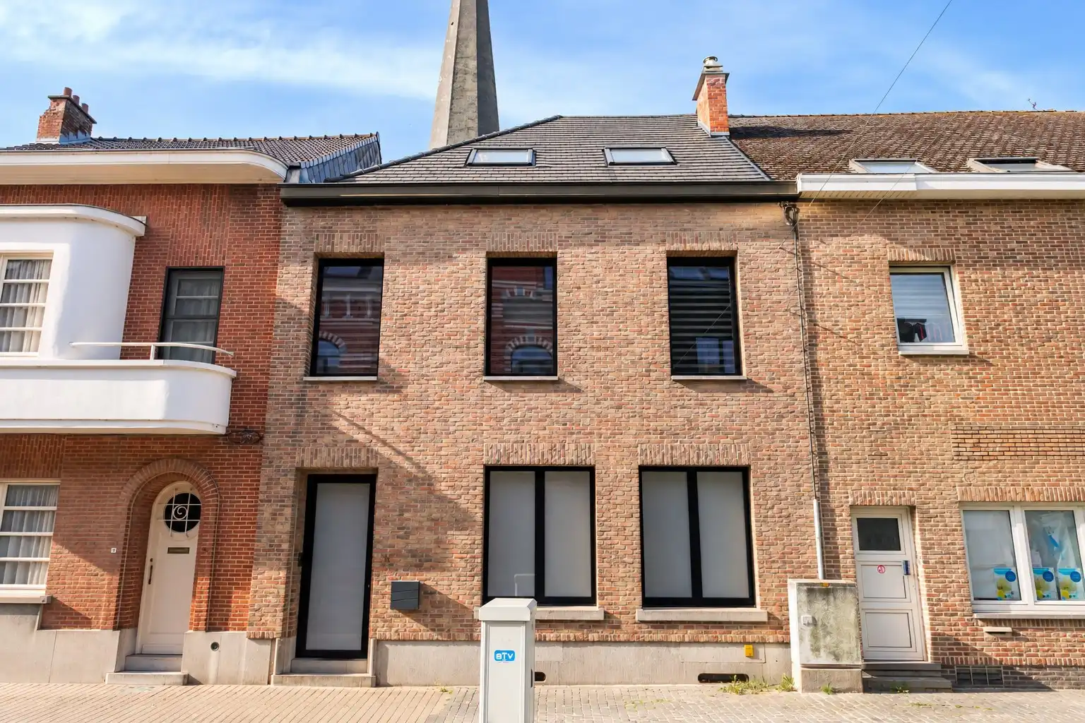 Instapklare gezinswoning met 3 slpk te Lennik foto 2