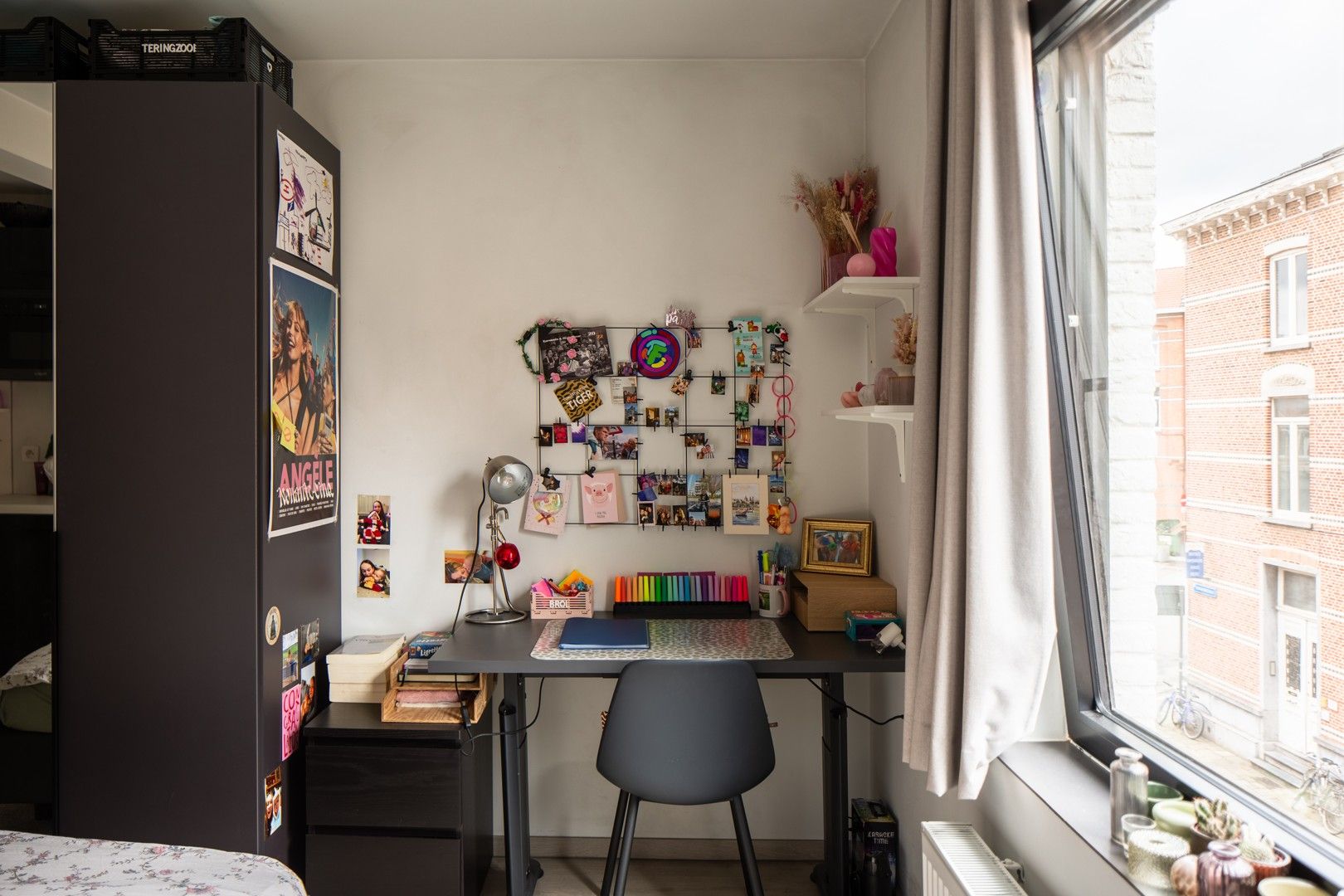 Knappe studentenkamer met eigen badkamer foto 3