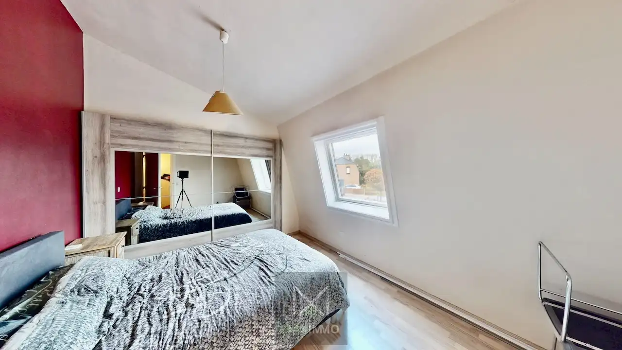 Instapklare gezinswoning met tuin en grote garage in Aalbeke foto 11