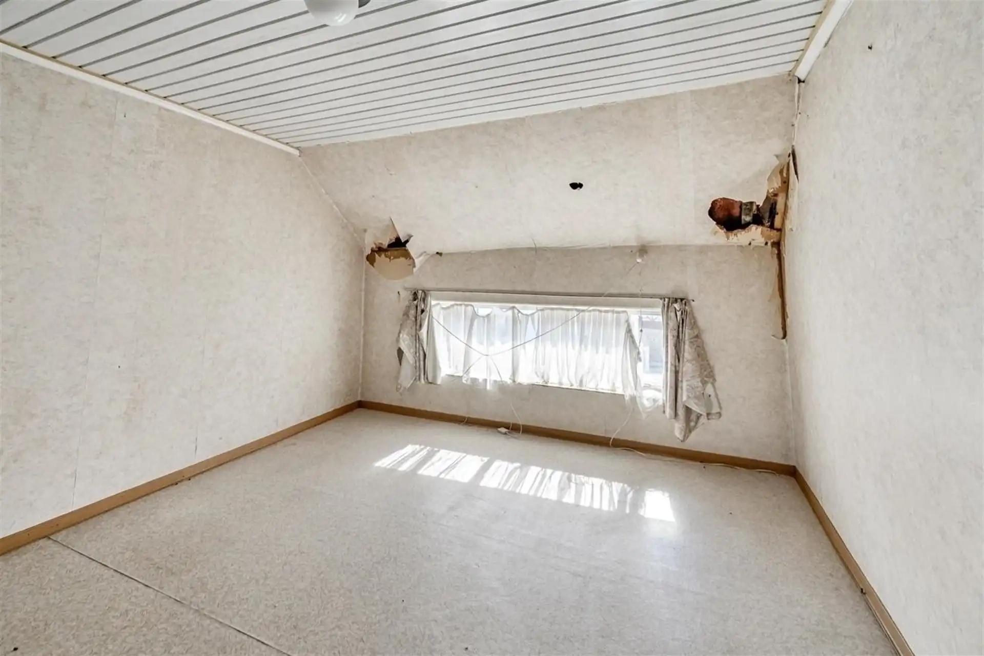 Te renoveren starterswoning in het landelijke Moorsel foto 13