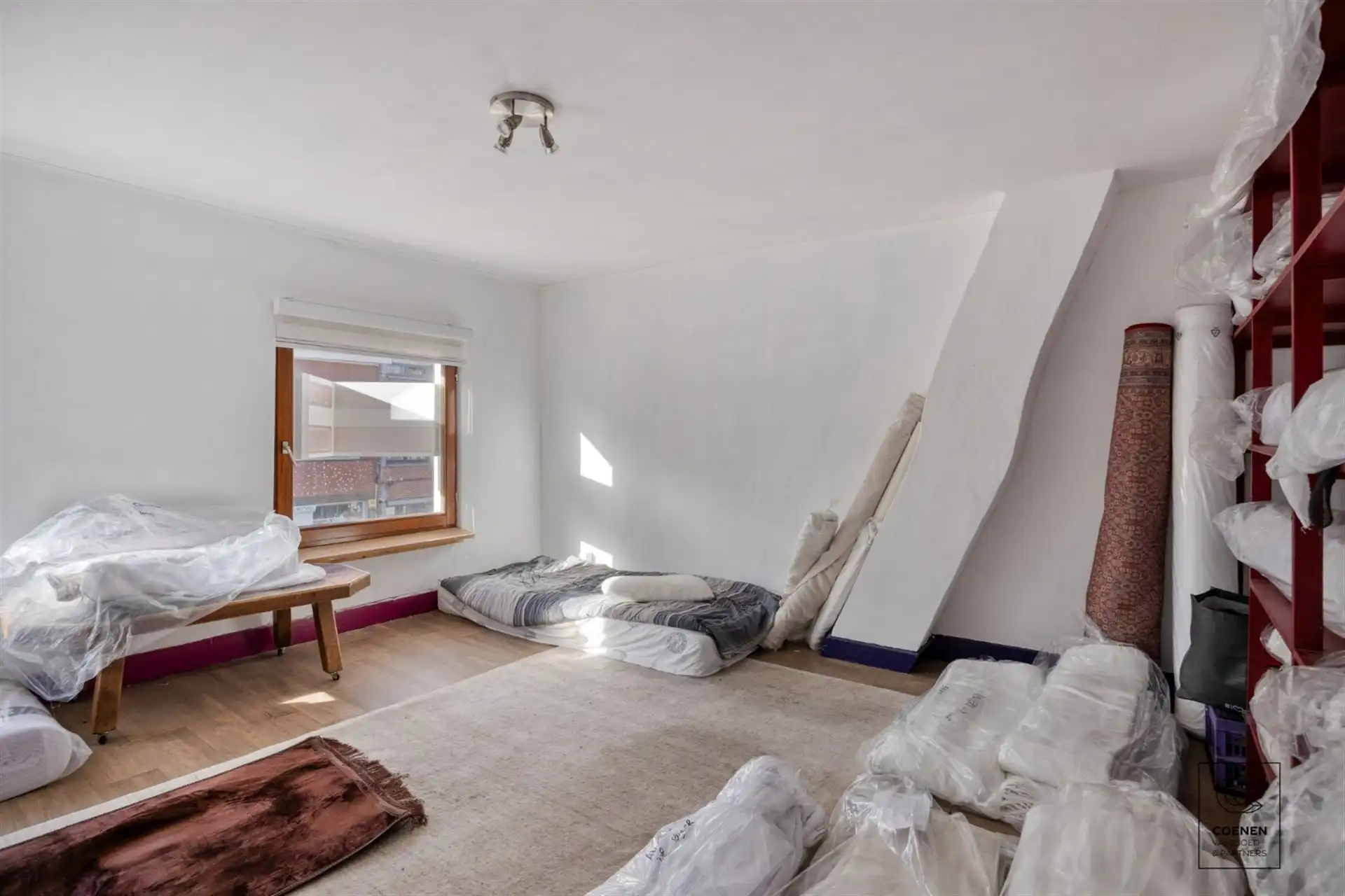 Handelspand met potentieel voor woongelegenheid op toplocatie! foto 9