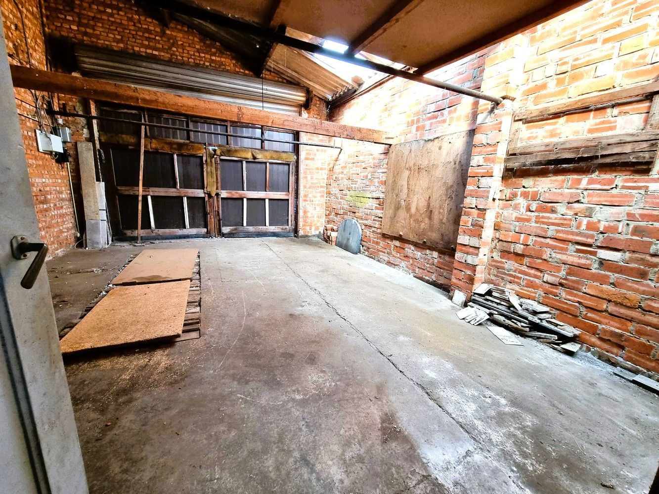 Te renoveren woning op 432m², 3 slaapkamers en ruime garage aanbouw foto 10