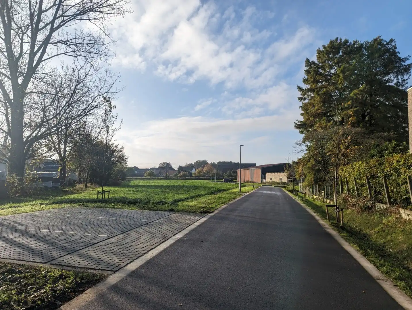 Bouwgrond voor open bebouwing in nieuwe woonwijk in Testelt foto {{pictureIndex}}