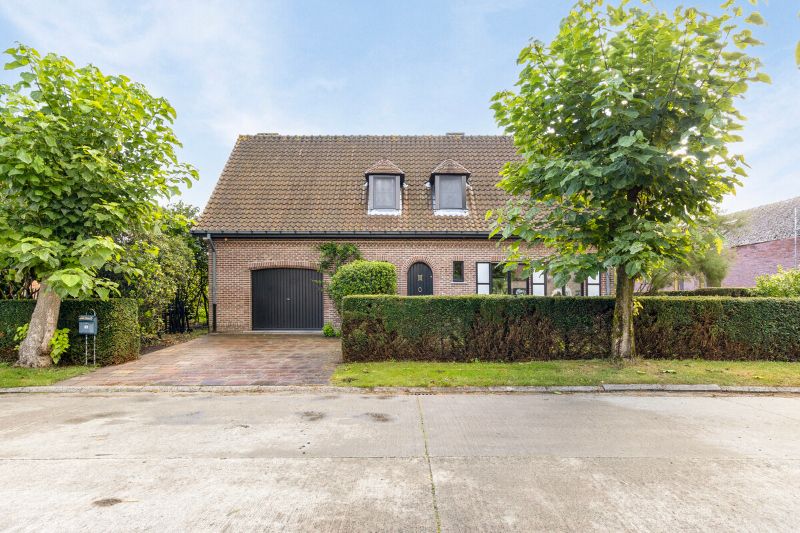 Ruime woning met 4 slaapkamers, grote tuin en uitstekende ligging te koop! foto 15