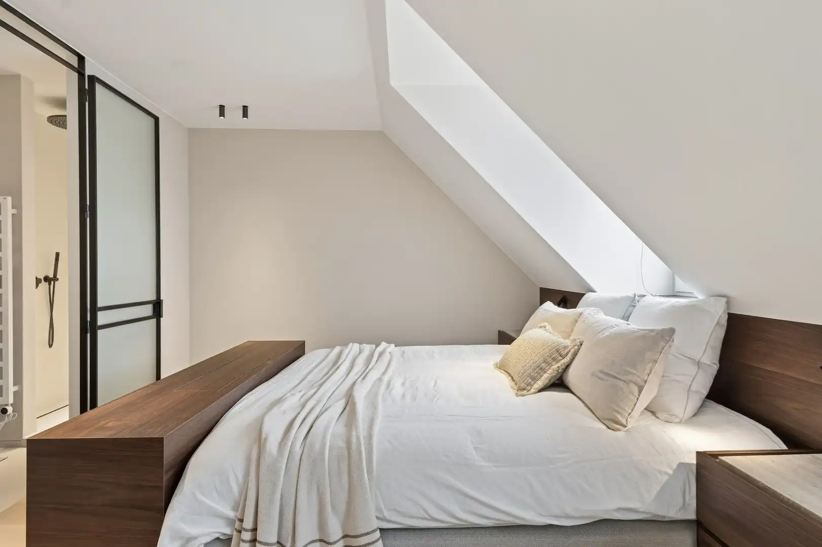 Milenka - Duplex-penthouse 8e + 9e verdieping – Iconisch wonen boven Het Zoute foto 25