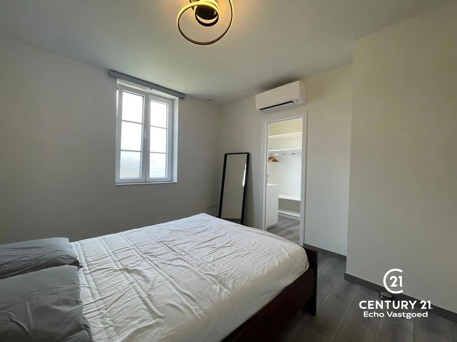 Instapklare ruime woning in een rustige nieuwe verkaveling. foto 14