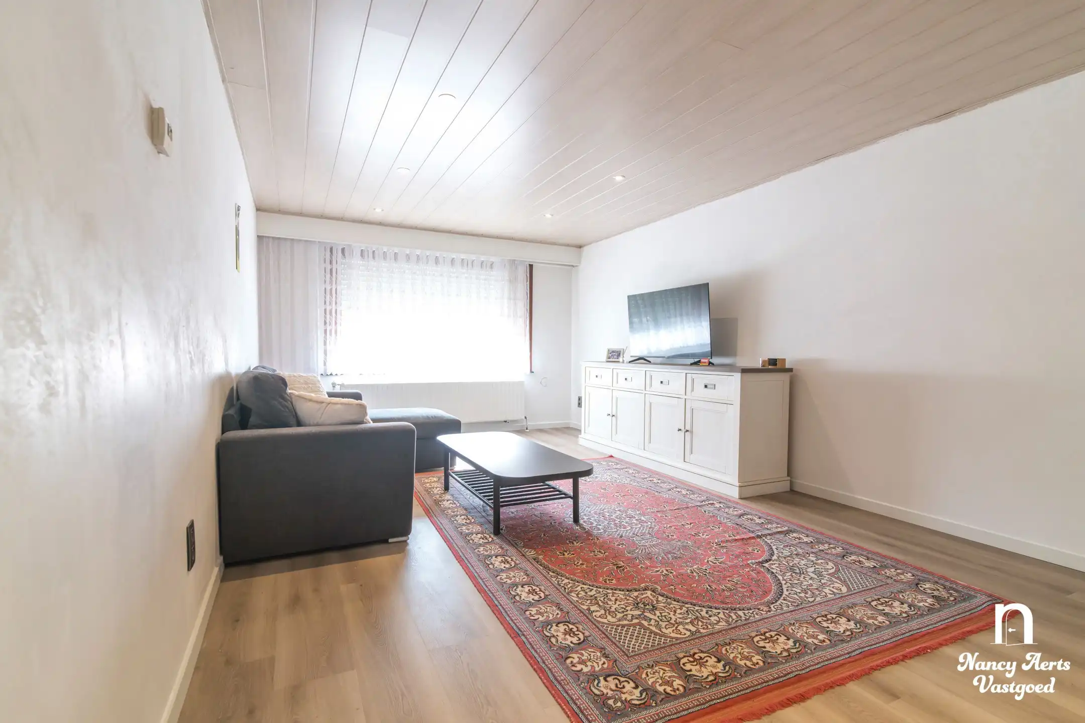 Gerenoveerde gezinswoning met ruimte voor eigen invulling foto 6