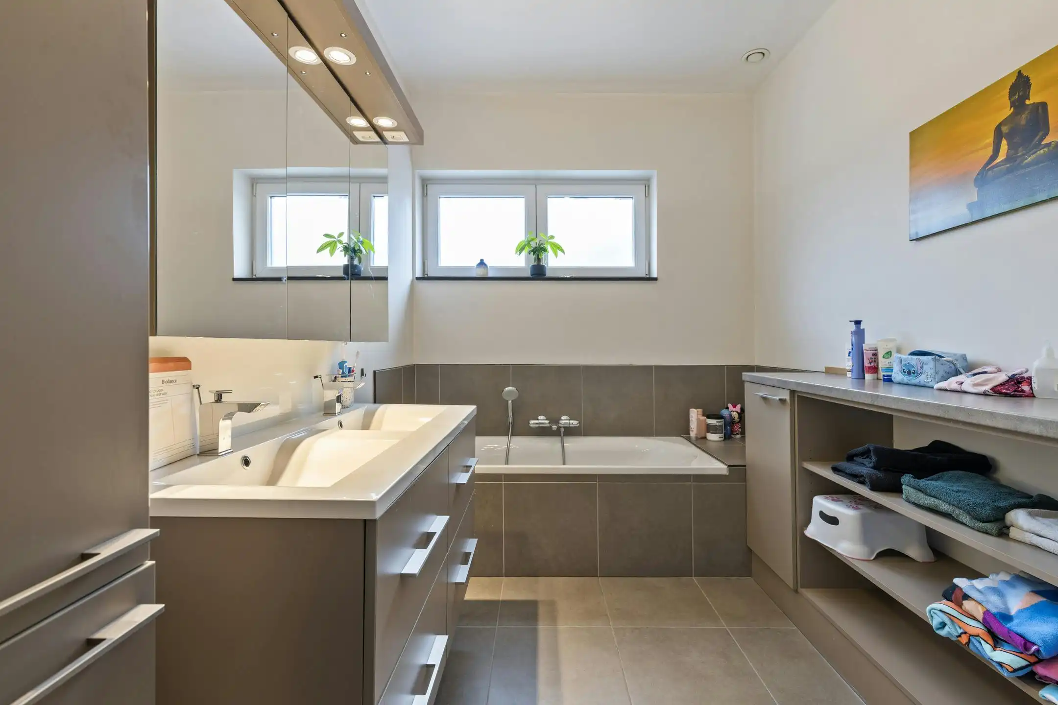 Gelijkvloers recent appartement te koop nabij centrum Wervik foto 8