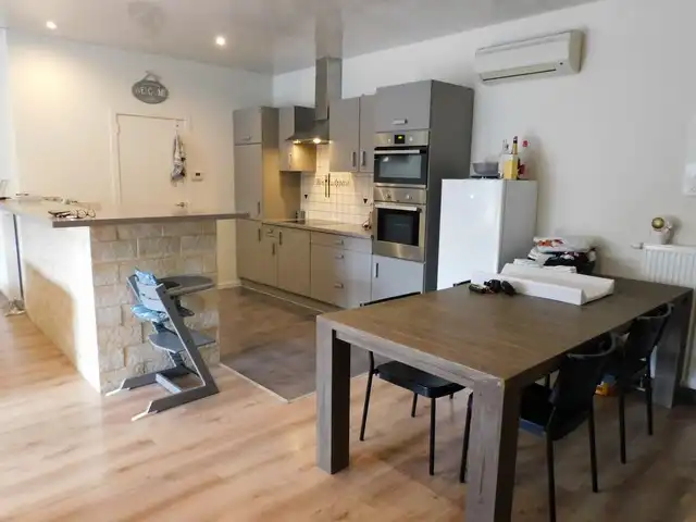 Ruim en instapklaar duplex appartement met autostaanplaats foto 5