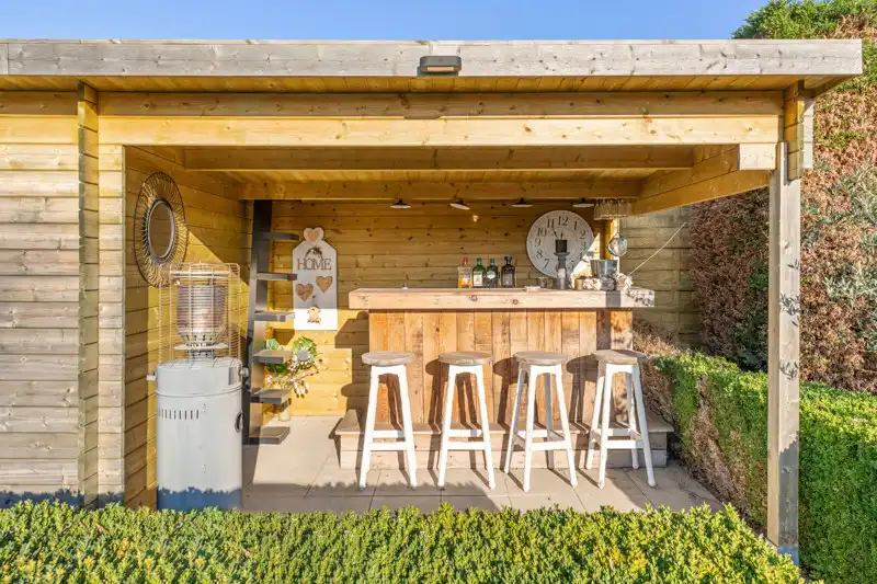 Riante, landelijke villa met karakter en mooie tuin nabij het dorp in Waanrode foto 3