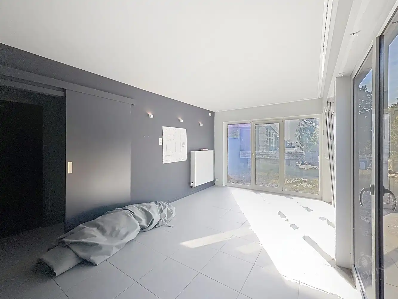 Veelzijdig handelspand met bovenliggend appartement en afzonderlijke tuinen in Heusden-Zolder foto 5