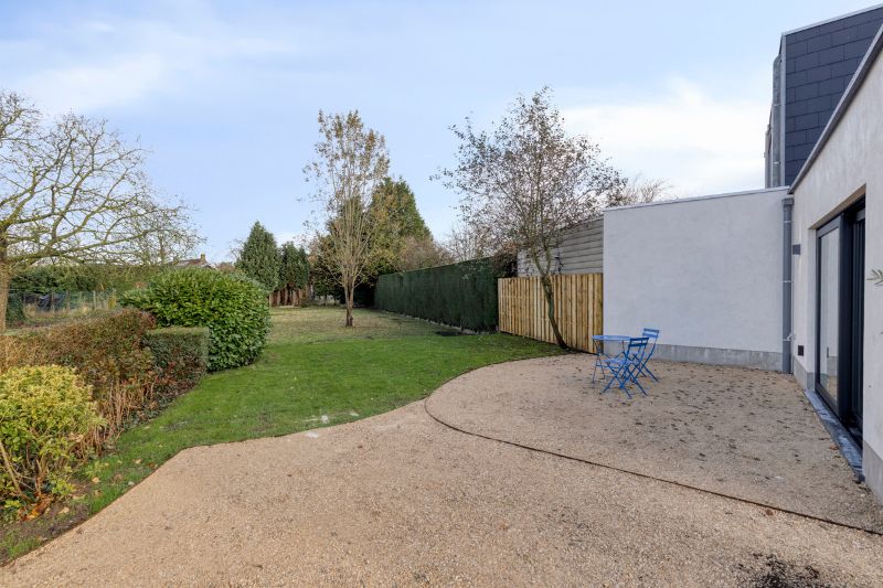 Instapklare luxewoning met 4 slaapkamers in hartje De Pinte foto 19