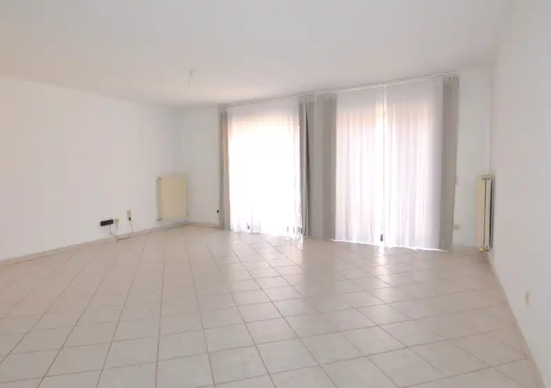 Appartement te Heffen foto 3