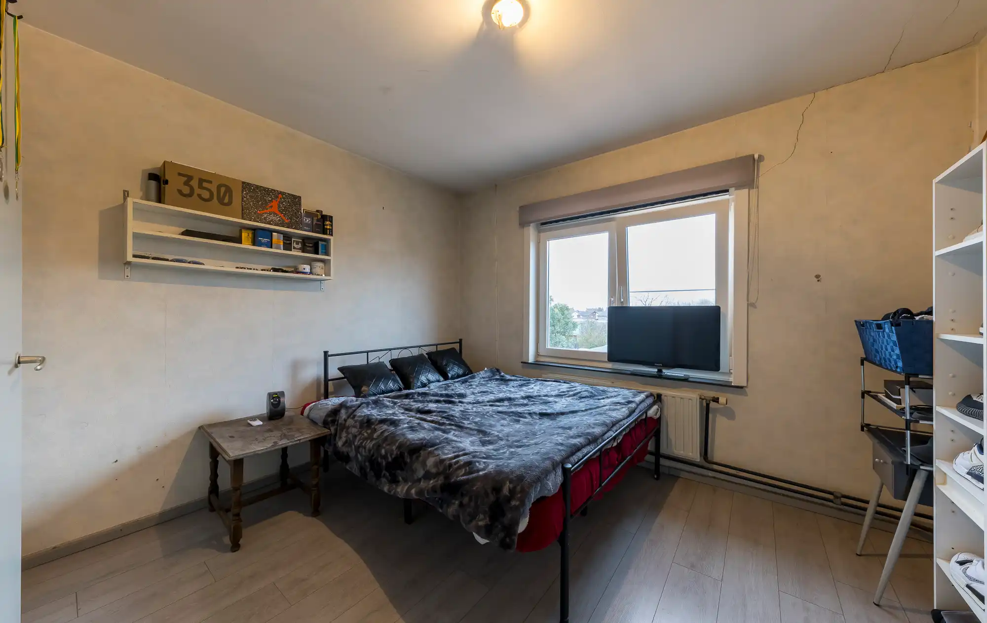 TE KOOP: Goed gelegen (halfopen) woning met bijgebouw van 90m2 te Lanklaar foto 13