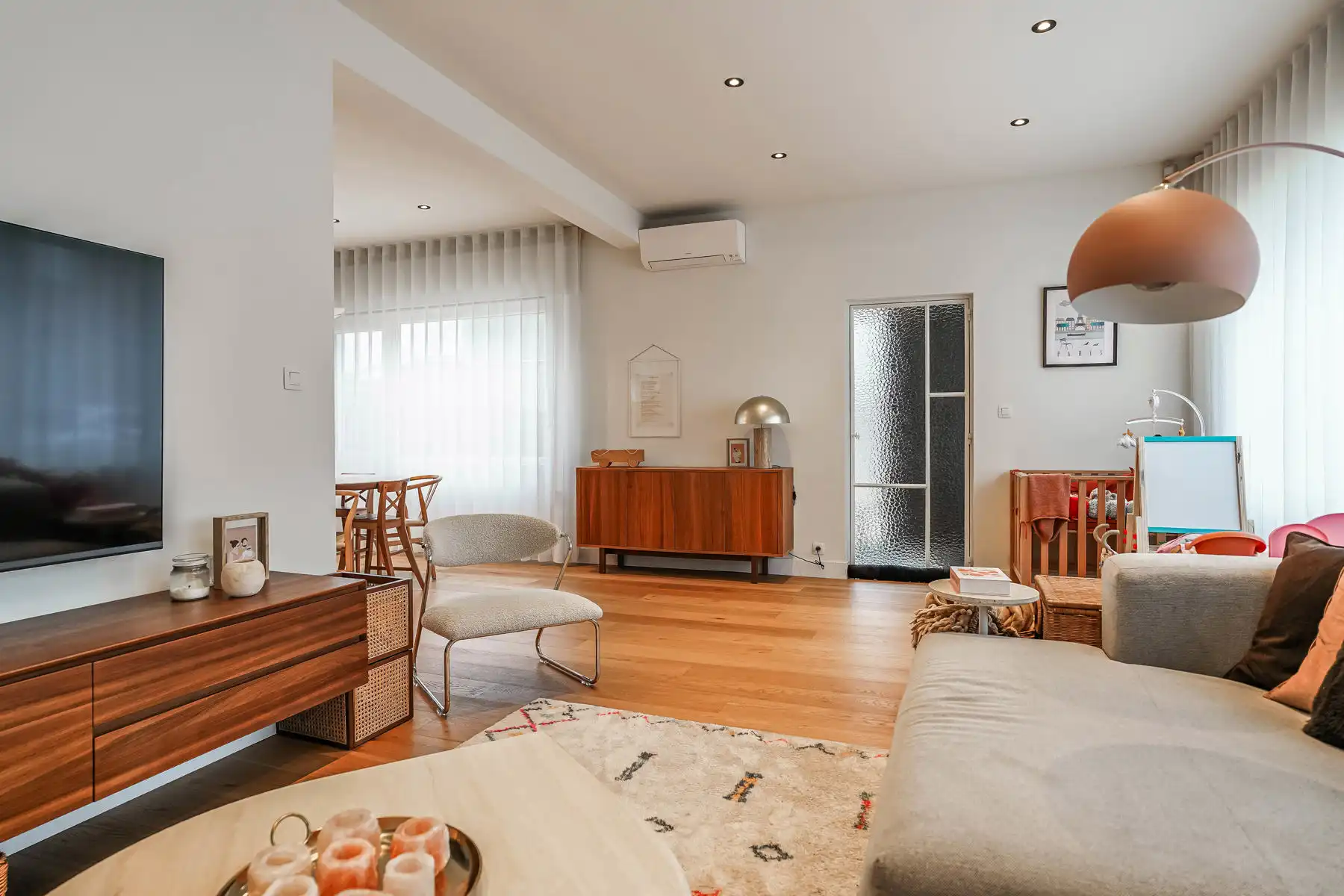 Knappe, instapklare halfopen bebouwing nabij het centrum van Breendonk foto 6